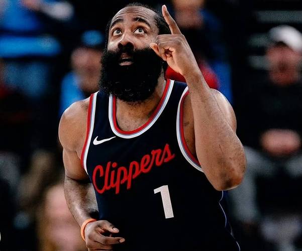 哈登小卡谁历史地位高？静雨：FMVP没得分王值钱 小卡季后赛摘果