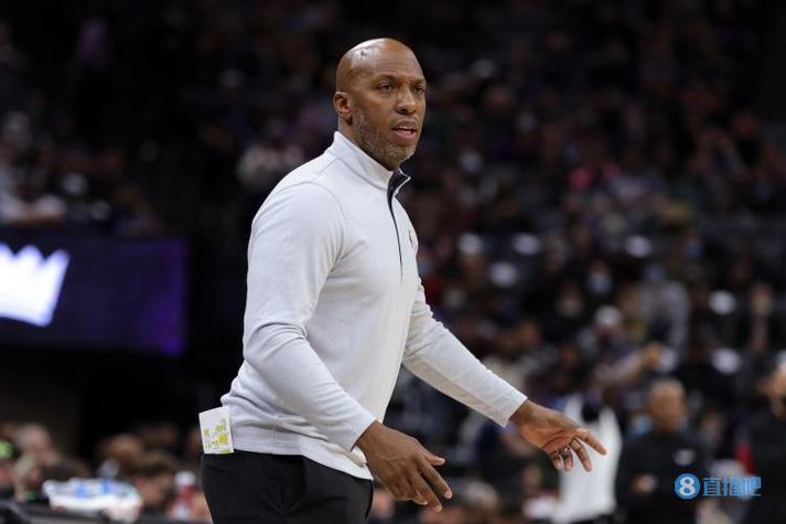 比卢普斯：罗威和塞布尔仍未能参与全场对抗训练 但恢复状态不错