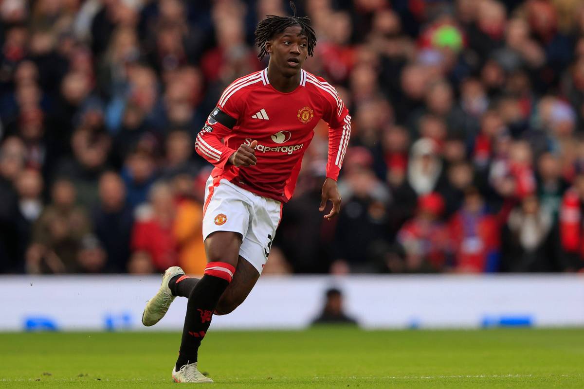 加钱！德媒：拜仁与后卫于帕的续约陷入僵局，球员要求加薪