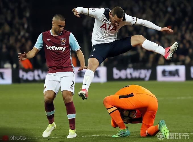 仅出场21分钟！德天空：厄兹詹获准冬窗可离开多特，母队科隆有意