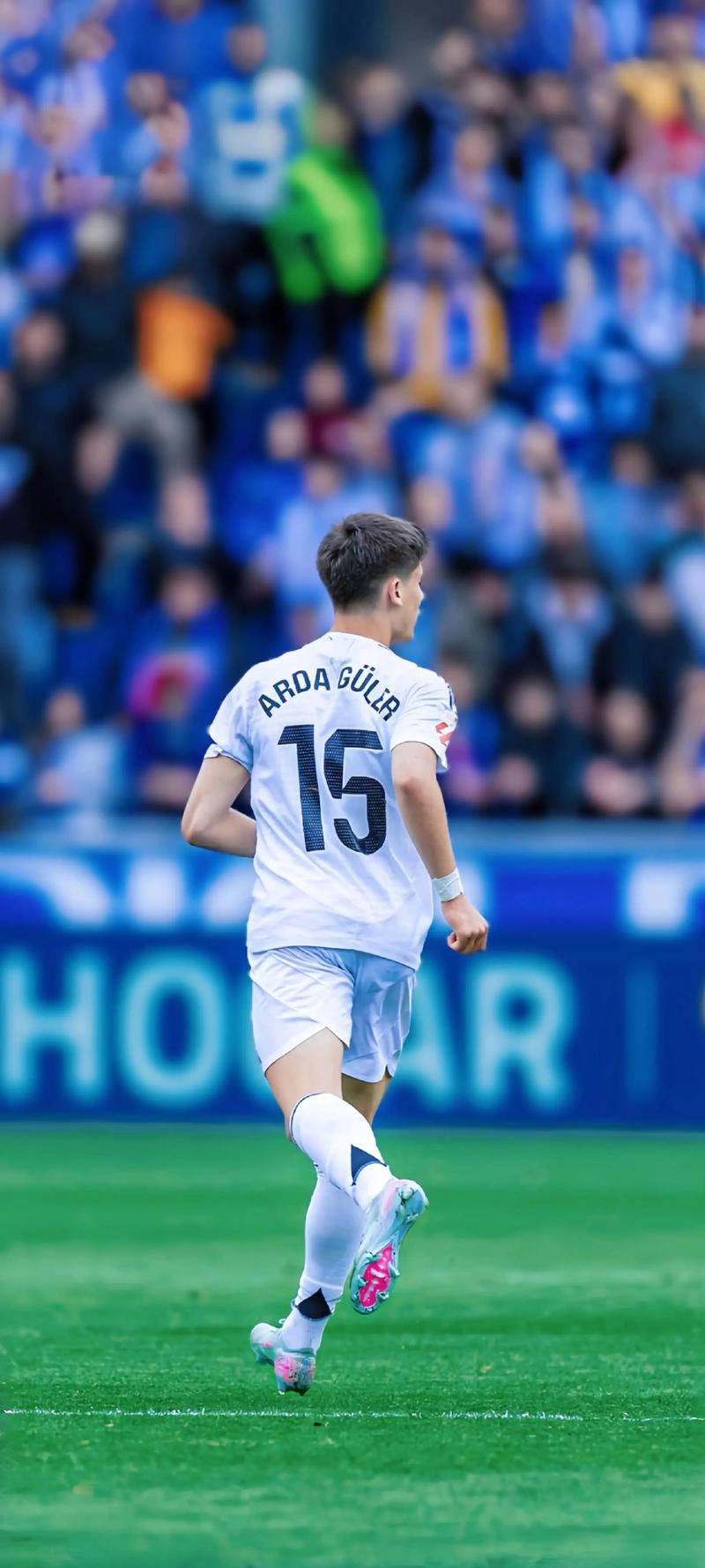 斯洛特迎大考！利物浦联赛杯出局，11天内将对阵维拉、皇马、曼城