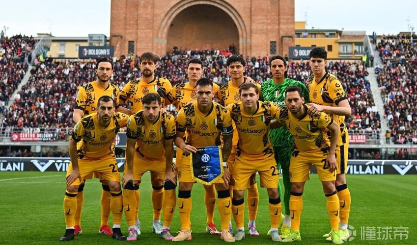 巴斯托尼长传，劳塔罗禁区内回做，迪马尔科低射稍稍偏出