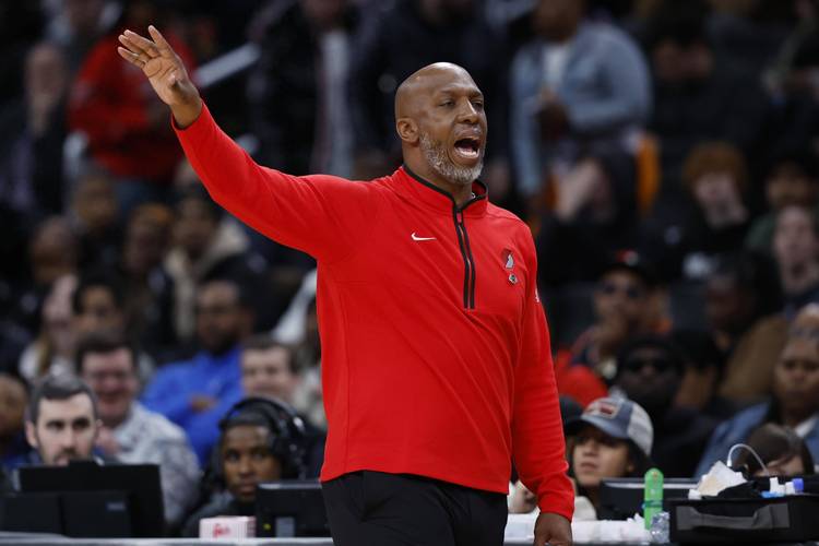 Shams:罗齐尔与比卢普斯将对相关指控进行抗辩 可能持续6-12个月