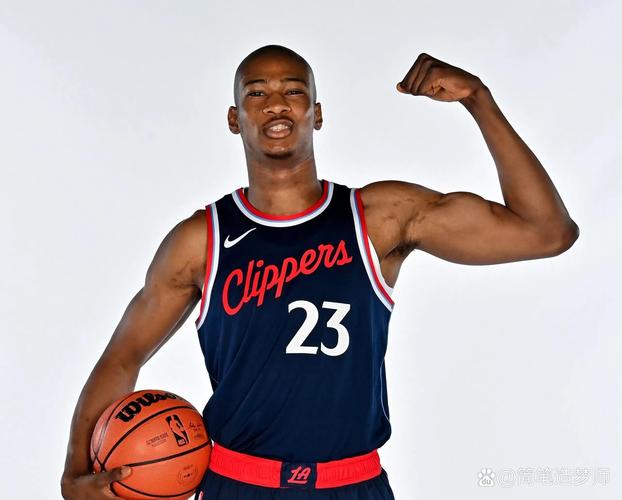 小卡称愿意出战背靠背！卢：下场比赛后会对此做出评估