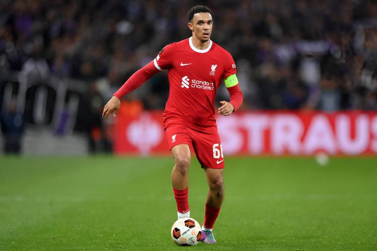 阿斯报：阿诺德虽已伤愈，但巴尔韦德预计对阵利物浦时客串右后卫