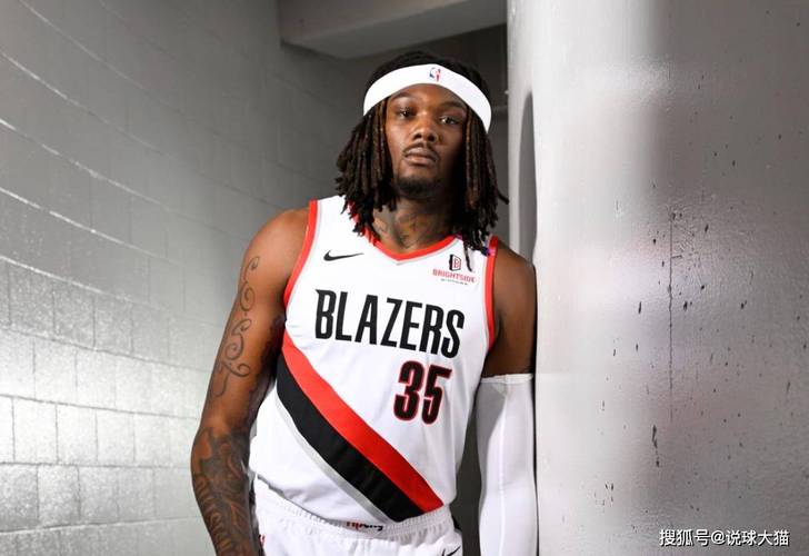 详细阅读:罗威很好 但押注克林根+杨瀚森的开拓者该尽快交易套现合同年的他 罗威很好 但押注克林根+杨瀚森的开拓者该尽快交易套现合同年的他