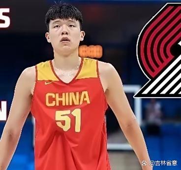 还不错!鹈鹕13号秀奎因8投3中&7罚5中砍下11分7篮板2助攻3抢断